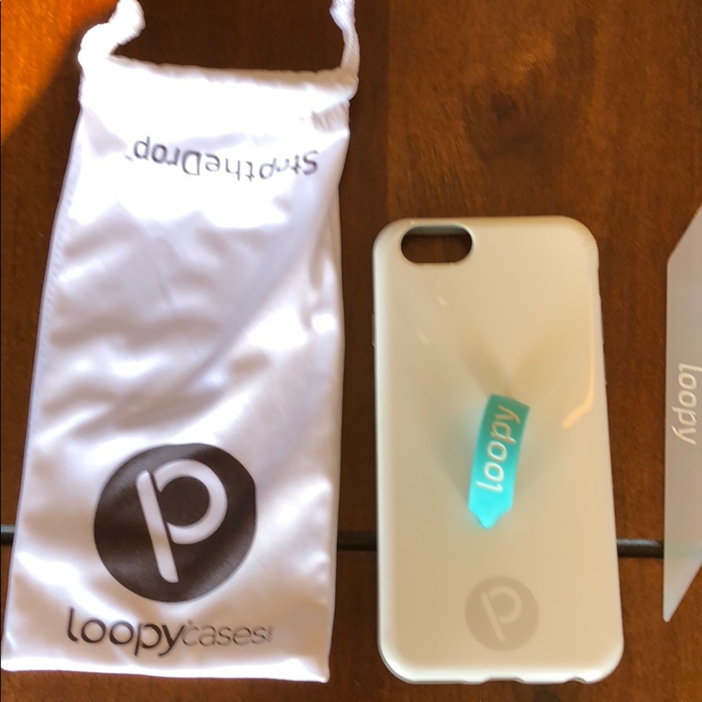 iPhone Loopy Case